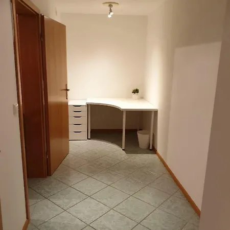 Apartamento In Freiburg-gundelfingen Mit Garten *