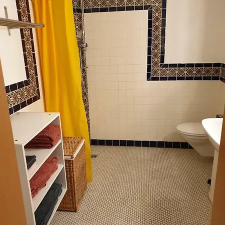 Apartamento In Freiburg-gundelfingen Mit Garten
